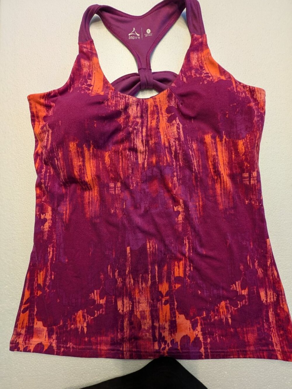 Women's workout Tank Size XL